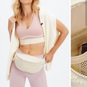 Fabletics Teddy Fanny Pack